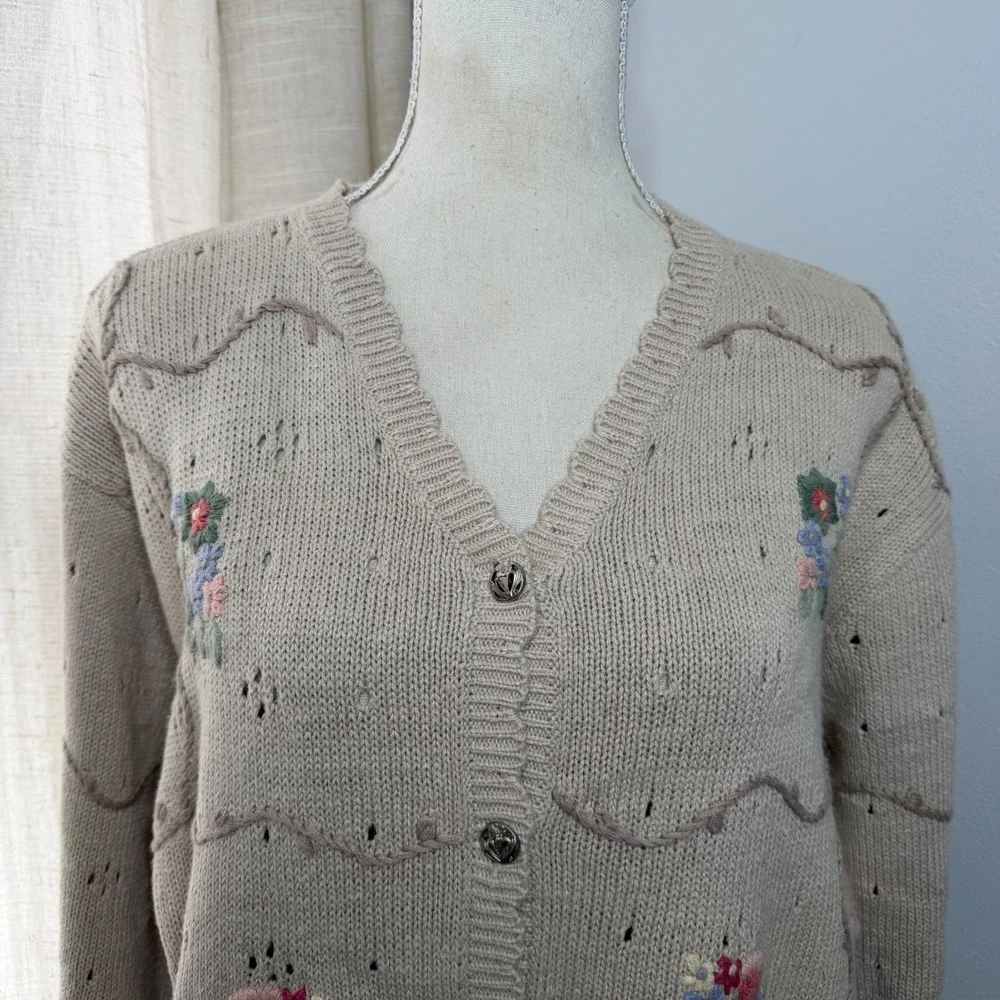 90s Vintage Northern‎ Reflections Floral Embroidered Cardigan Sweater Medium